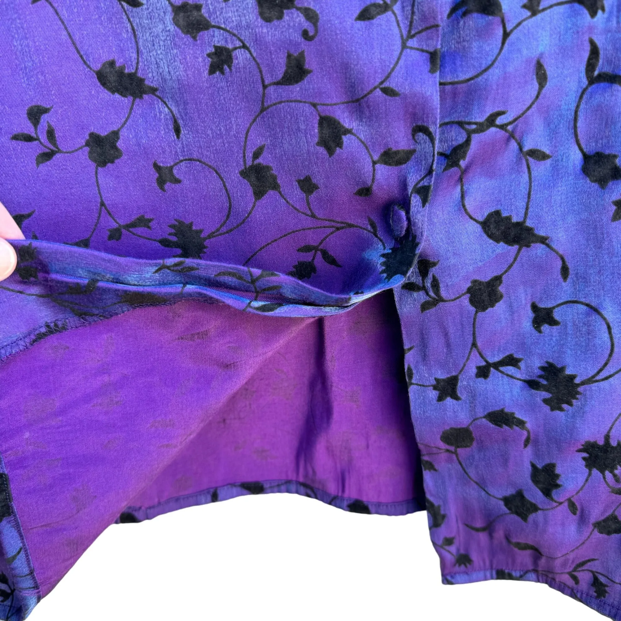 Notations Vintage Womens Irridescent Purple Black Velvet Floral Button-Up Blouse