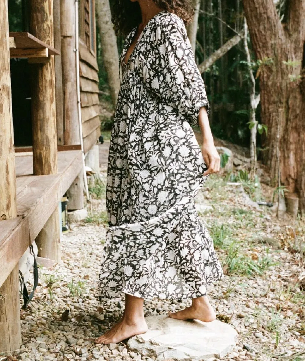 Women Boho Maxi Dress Floral 3/4 Lantern Sleeve V Neck Loose Flowy Long Dress Bohemian Beach Sundress